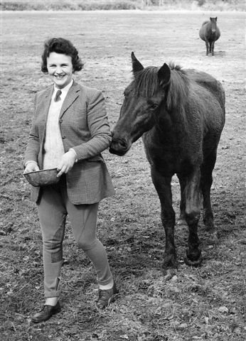 mum with horse late 50's